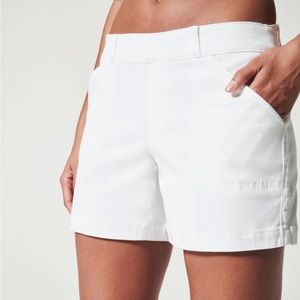 SPANX | Stretch Twill Shorts 4" {Bright White}